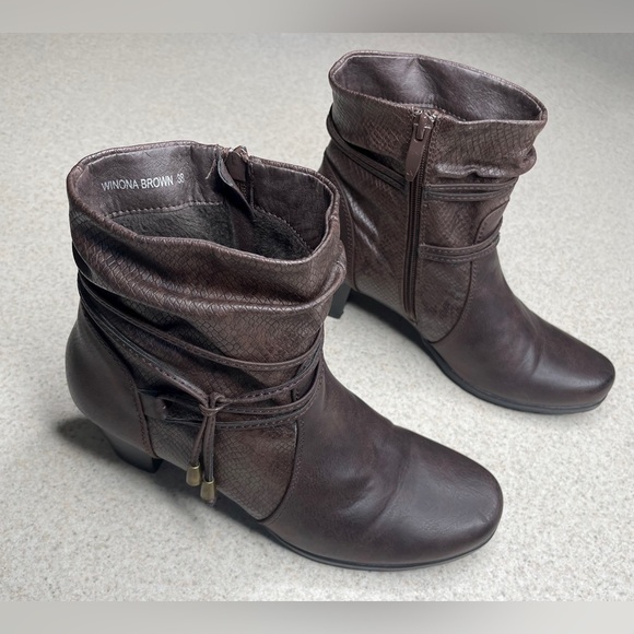 Patrizia Winona Brown Heeled Ankle Leather Boots Tassel Size 38 (7.5) - Picture 2 of 12